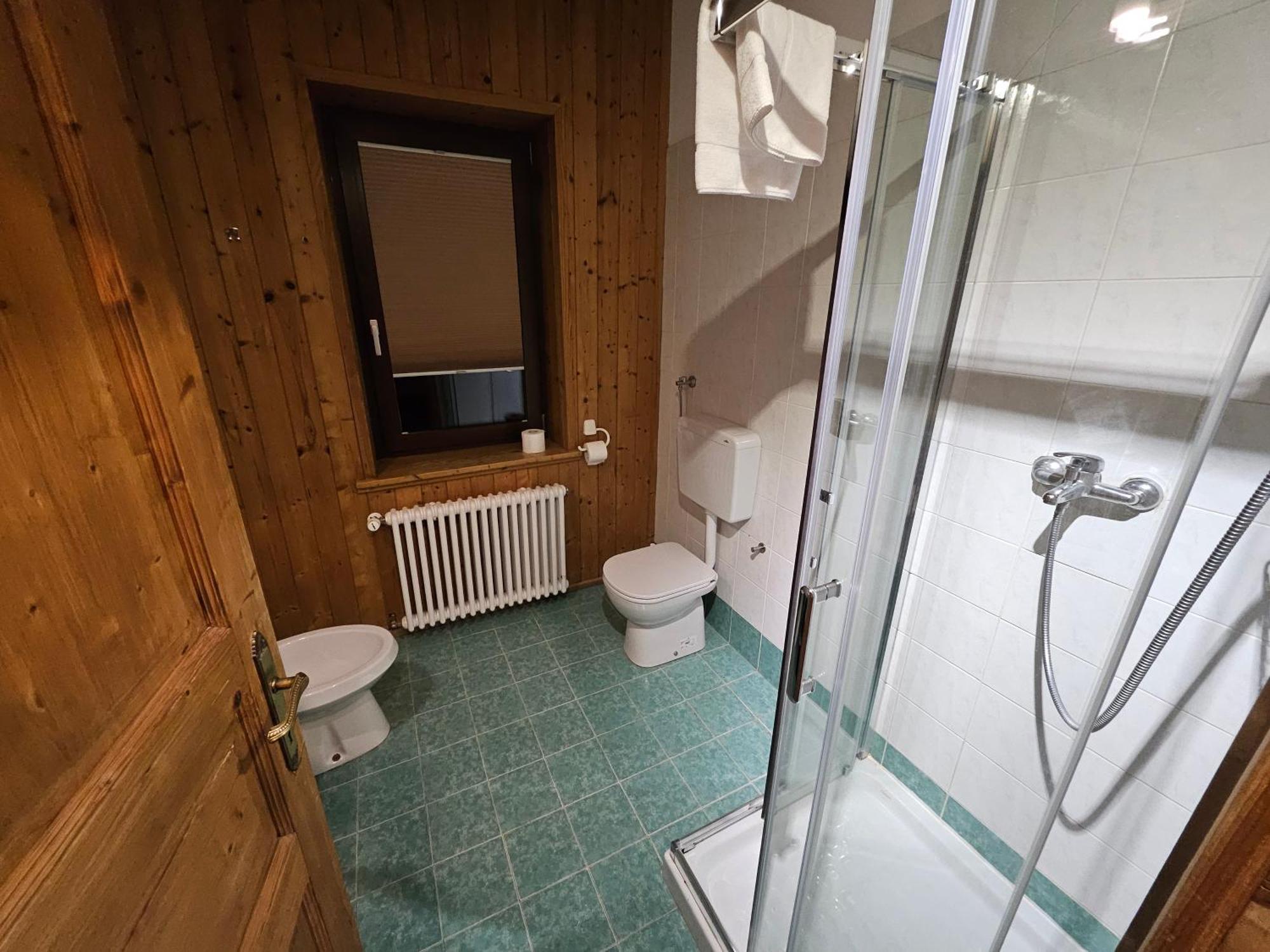 Hotel Tarvisio Four Seasons Esterno foto