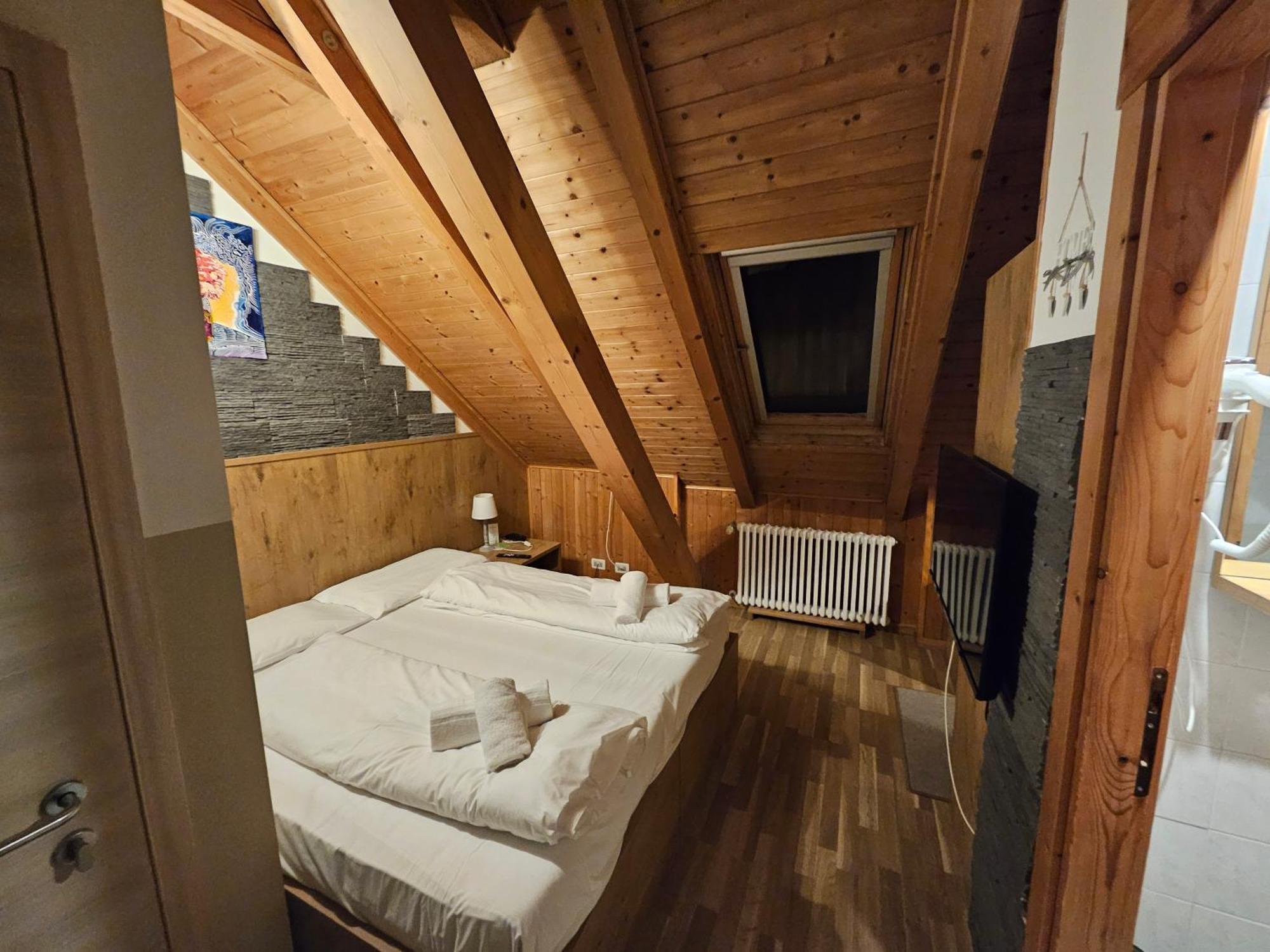 Hotel Tarvisio Four Seasons Esterno foto
