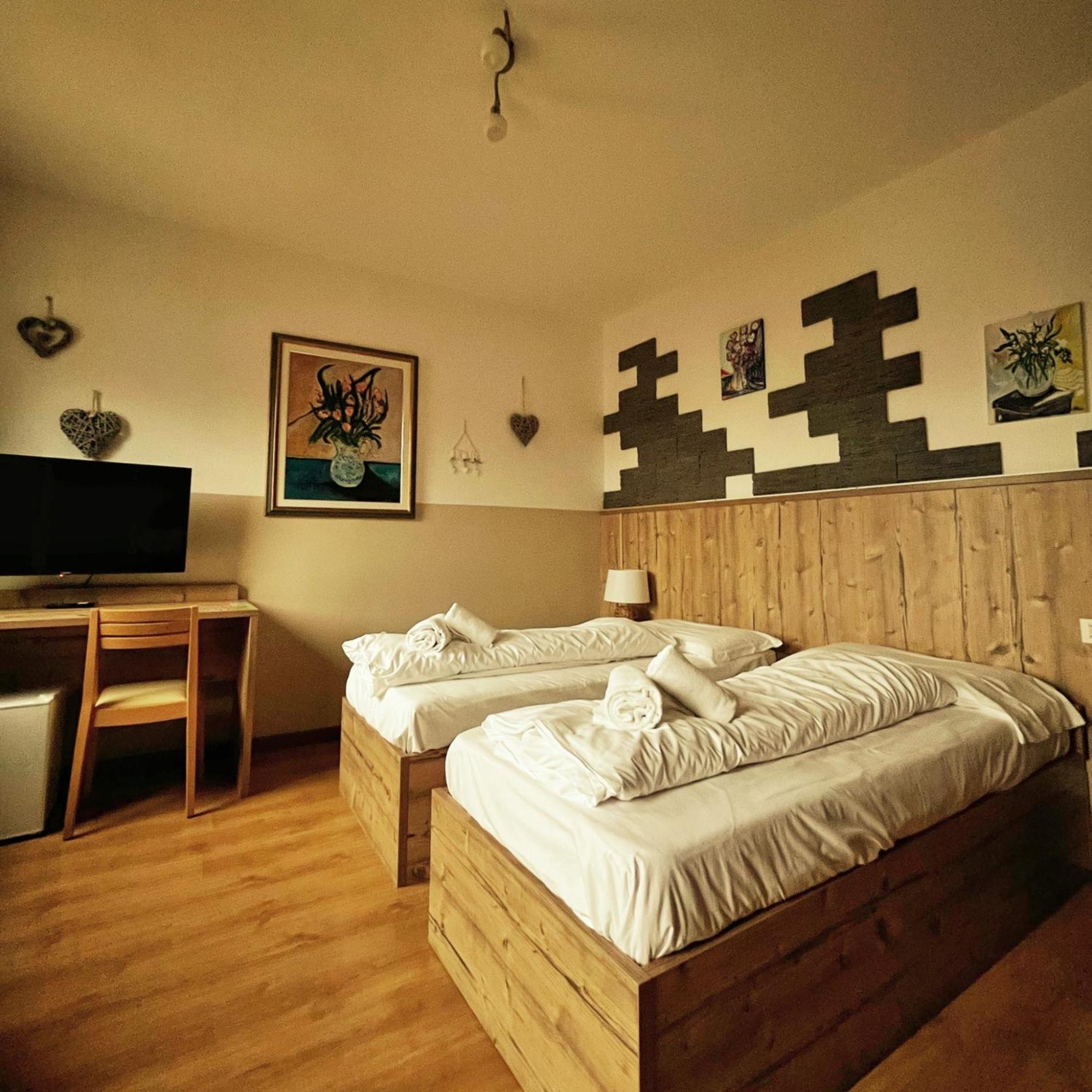 Hotel Tarvisio Four Seasons Esterno foto