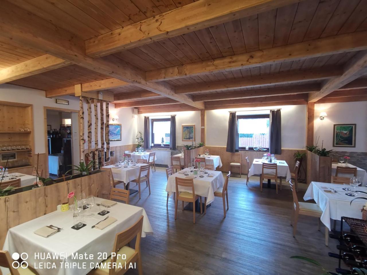 Hotel Tarvisio Four Seasons Esterno foto