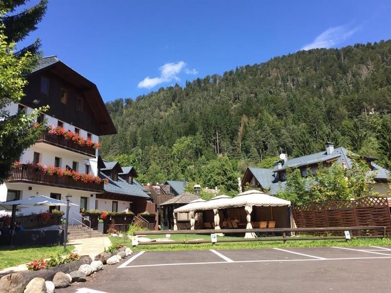 Hotel Tarvisio Four Seasons Esterno foto